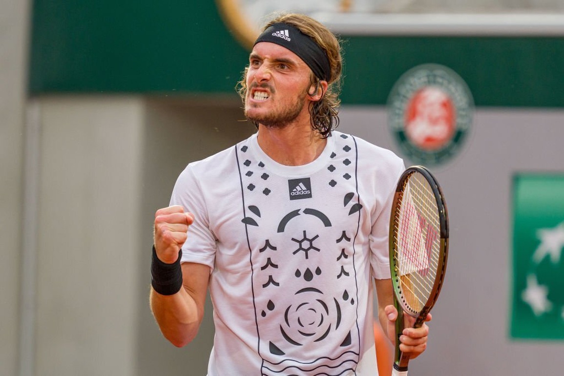 Tsitsipas khốn khổ trước tay vợt tới từ vòng loại - 1 Tsitsipas khốn khổ trước tay vợt tới từ vòng loại - 1