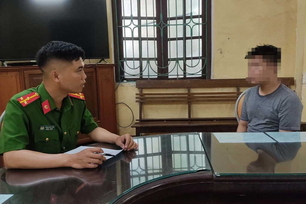 Nam thanh niên bị bắt vì giao cấu với trẻ em dưới 16 tuổi - 1 Nam thanh niên bị bắt vì giao cấu với trẻ em dưới 16 tuổi - 1