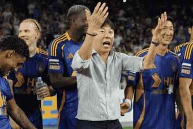 HLV Shin Tae Yong vướng vào bê bối chấn động bóng đá Hàn Quốc