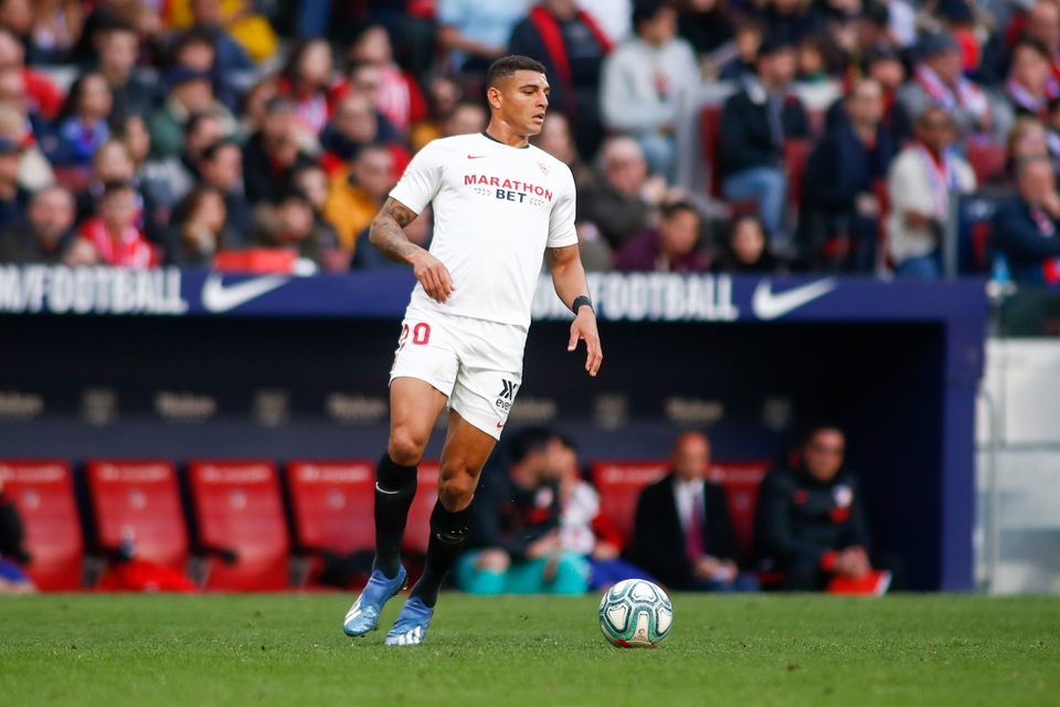 Diego Carlos có gì khiến Barcelona, Liverpool “mê mẩn”? - 2 Diego Carlos có gì khiến Barcelona, Liverpool “mê mẩn”? - 2
