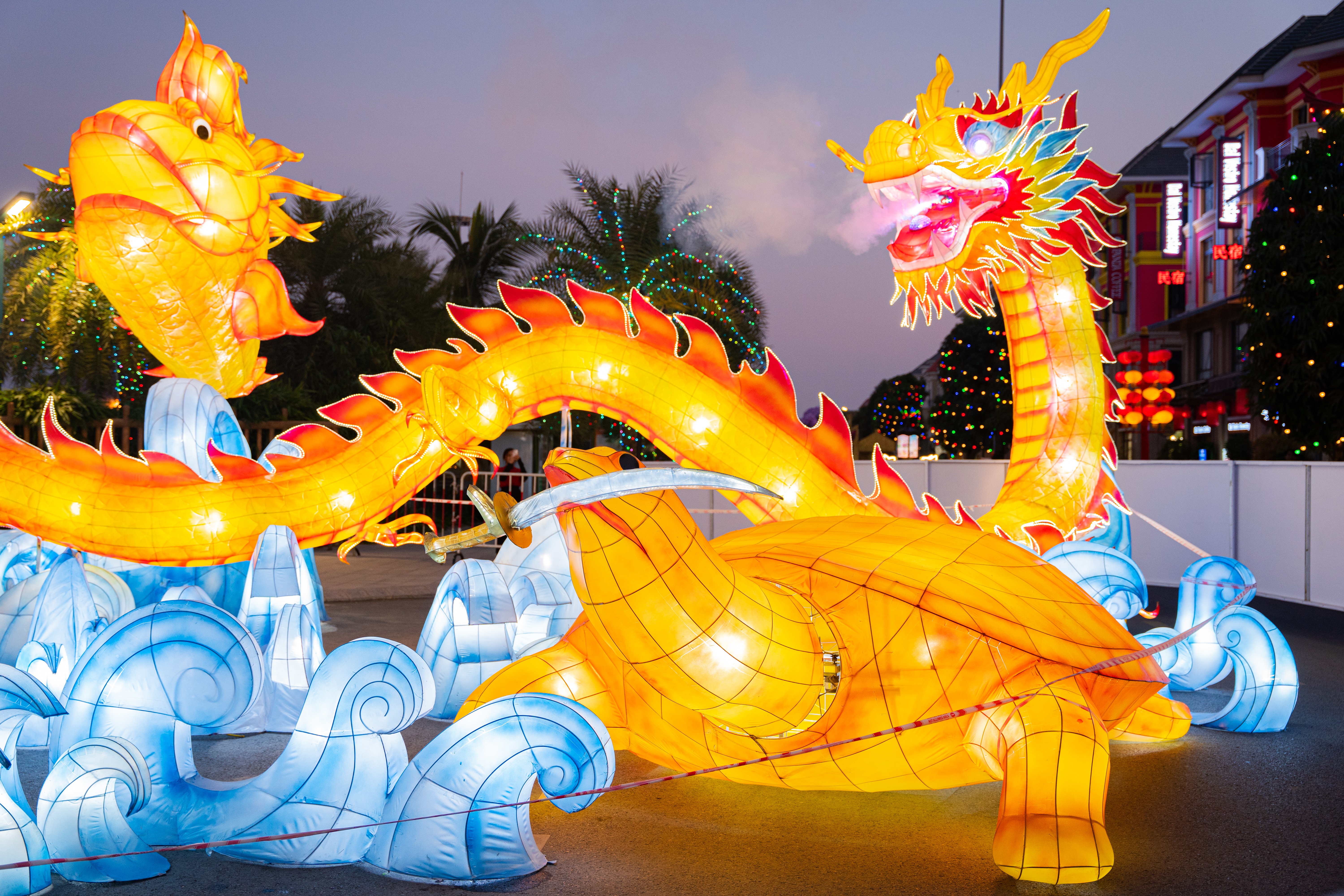 View - Đèn lồng khổng lồ - Điểm đến thú vị tại Vinhomes Ocean Park 2 | Báo Dân trí