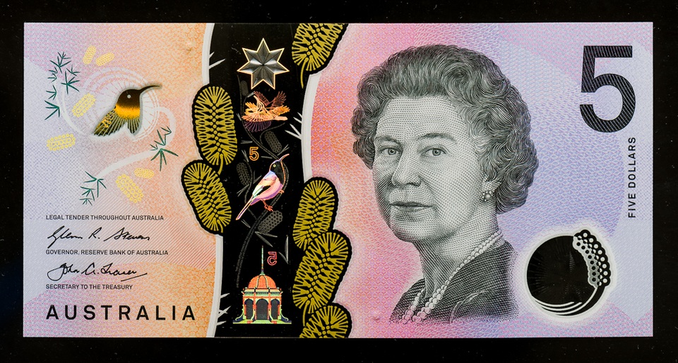 Australia tiết kiệm 1 tỷ AUD nhờ chuyển đổi từ tiền giấy sang tiền polymer - 1 Australia tiết kiệm 1 tỷ AUD nhờ chuyển đổi từ tiền giấy sang tiền polymer - 1