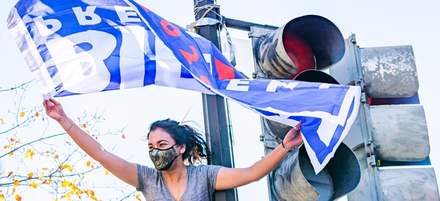 So găng chính sách kinh tế của ông Trump và ông Biden - 15