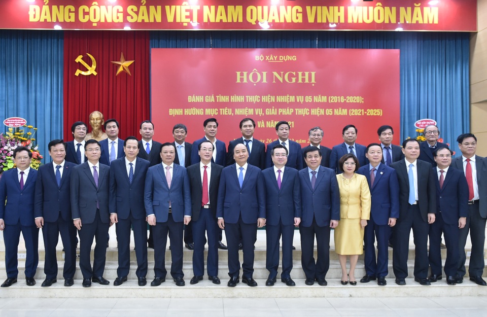 Thủ tướng: Dồn quá nhiều nhà cao tầng vào trung tâm làm ùn tắc giao thông - 2 Thủ tướng: Dồn quá nhiều nhà cao tầng vào trung tâm làm ùn tắc giao thông - 2