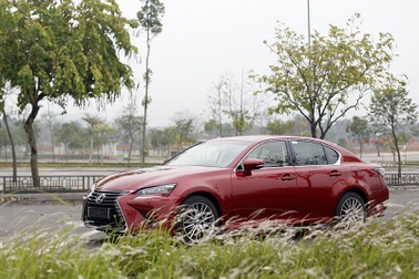Lexus GS mới 2016 - Uy lực sedan thể thao