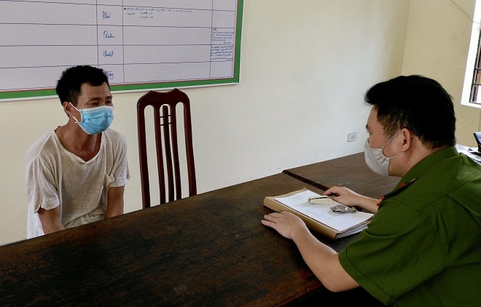 Trộm 4 con trâu rồi thuê ô tô chở sang tỉnh khác bán - 1 Trộm 4 con trâu rồi thuê ô tô chở sang tỉnh khác bán - 1