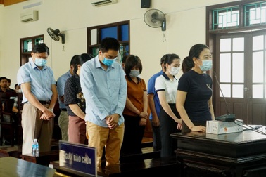 Loạt lãnh đạo bệnh viện lĩnh án vì nâng khống thiết bị y tế