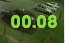 Choáng với video cảnh báo trộm đồ trên ô tô chỉ trong 16 giây