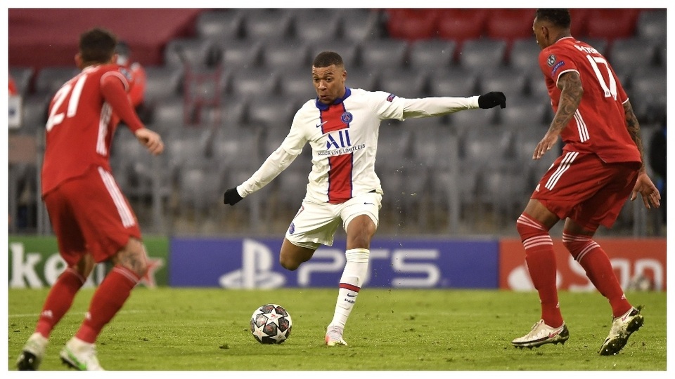 Những khoảnh khắc Mbappe rực sáng nhấn chìm Hùm xám Bayern Munich - 14 Những khoảnh khắc Mbappe rực sáng nhấn chìm Hùm xám Bayern Munich - 14