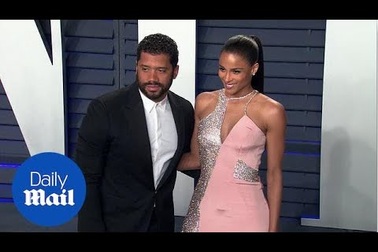Ciara đẹp đôi bên Russell Wilson