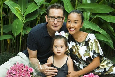 Con gái Đoan Trang ngày càng xinh đẹp với nét lai Tây