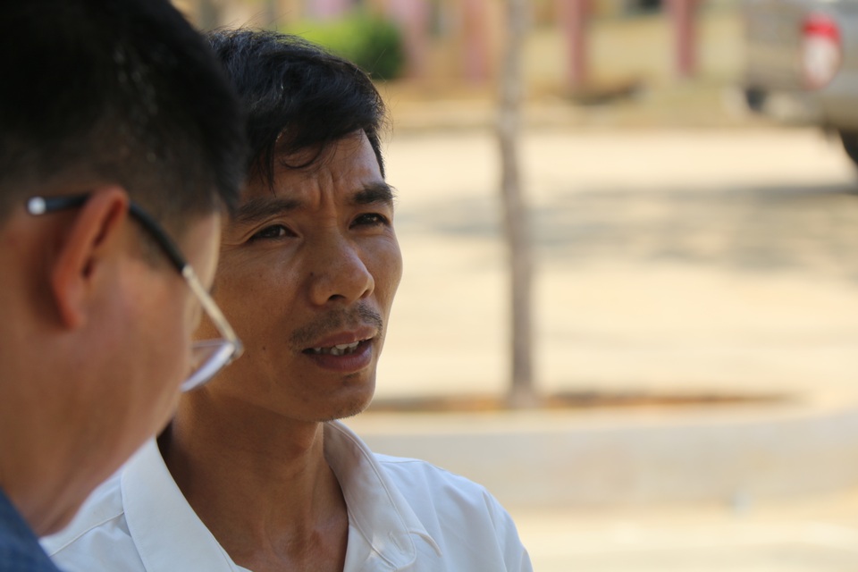 “Nếu không lấy chồng, có lẽ em ấy đã là học sinh giỏi!” - 5 “Nếu không lấy chồng, có lẽ em ấy đã là học sinh giỏi!” - 5