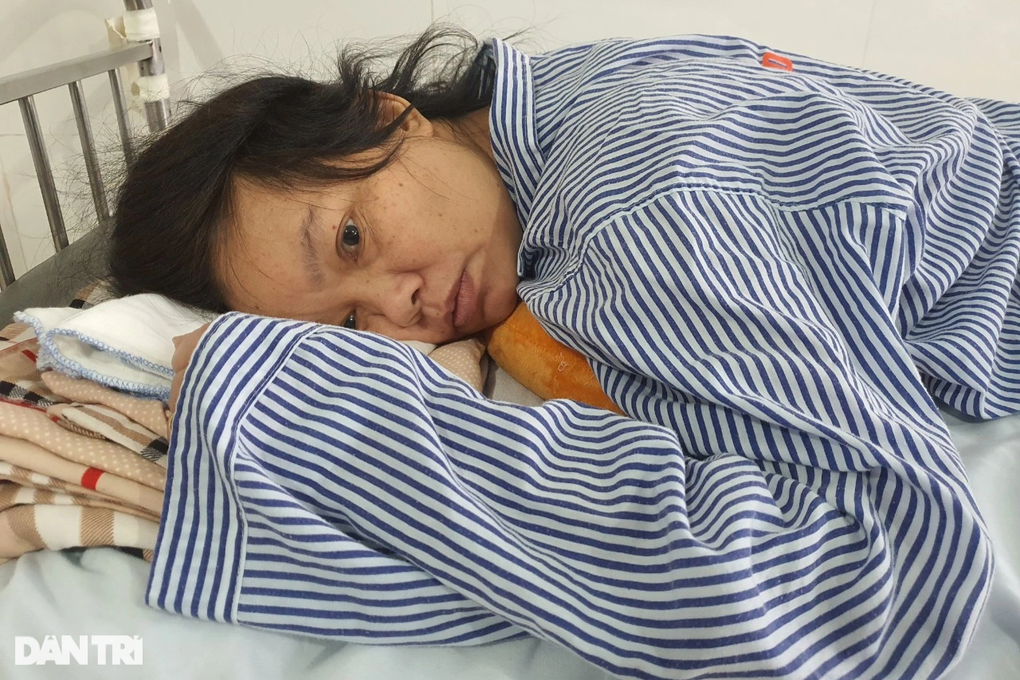 Người mẹ nằm liệt Xin cô bác giúp các con em có bát cơm ăn - 5 Người mẹ nằm liệt Xin cô bác giúp các con em có bát cơm ăn - 5