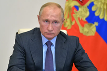 Ông Putin lệnh tiêm chủng hàng loạt vắc xin Covid-19