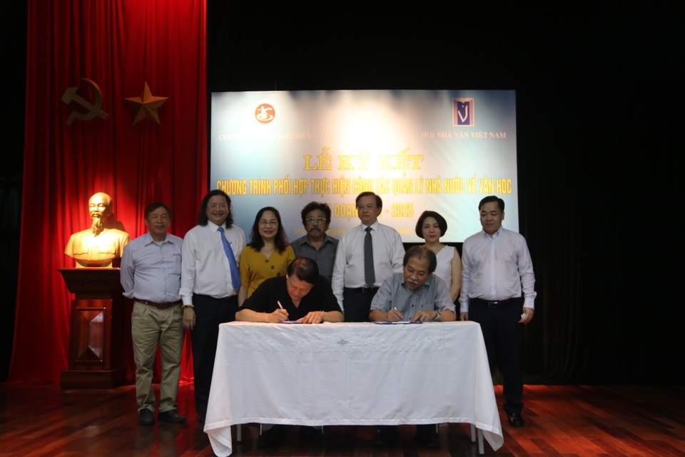 Khan hiếm văn học dành cho thiếu nhi, hệ lụy không nhỏ? - 1 Khan hiếm văn học dành cho thiếu nhi, hệ lụy không nhỏ? - 1