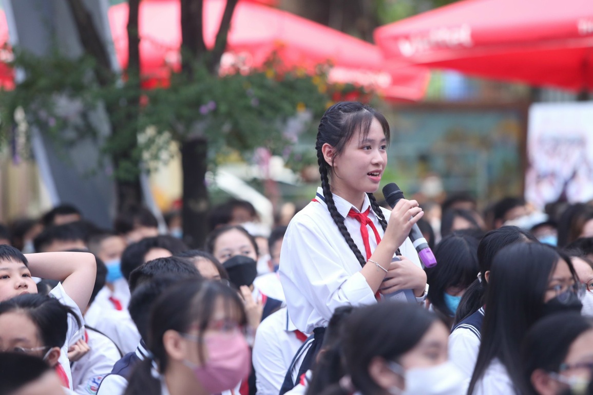 NSƯT Xuân Bắc: Tôi chưa bao giờ mắng con về điểm số và chỉ hỏi vì sao? - 3 NSƯT Xuân Bắc: Tôi chưa bao giờ mắng con về điểm số và chỉ hỏi vì sao? - 3
