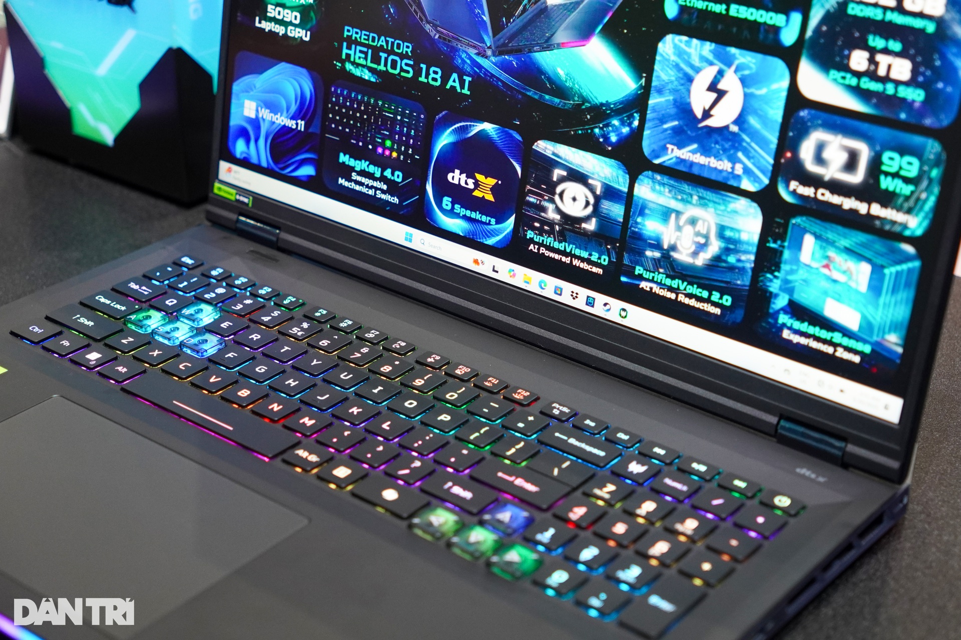 Computex 2025: Laptop gaming AI hiệu suất cao thay thế máy tính bàn - 4 Computex 2025: Laptop gaming AI hiệu suất cao thay thế máy tính bàn - 4