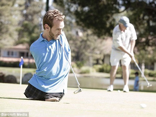 Người đàn ông không tay chân Nick Vujicic: Đừng Bao Giờ Từ Bỏ Khát Vọng - 3