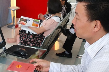 Vợ cũ của chồng chưa tách khẩu, người vợ mới muốn nhập khẩu vào phải làm gì?