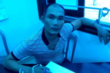 Bắt tên trộm chó, người dân phóng hỏa đốt xe máy