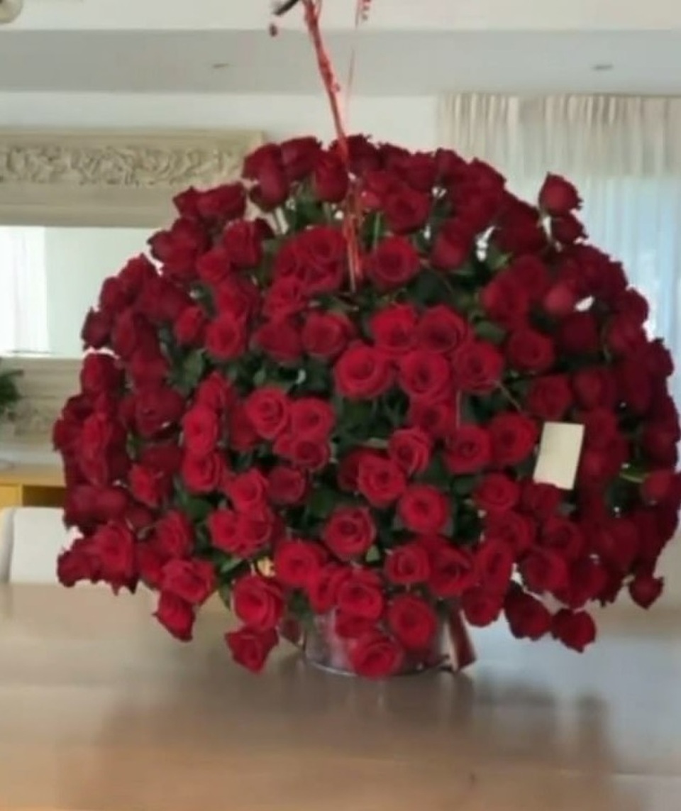 Sao chia sẻ hình ảnh ngọt ngào mừng lễ tình nhân - 8 Sao chia sẻ hình ảnh ngọt ngào mừng lễ tình nhân - 8