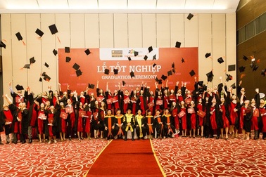FSB - Đại học FPT gây ấn tượng với các học viên tốt nghiệp Thạc sĩ