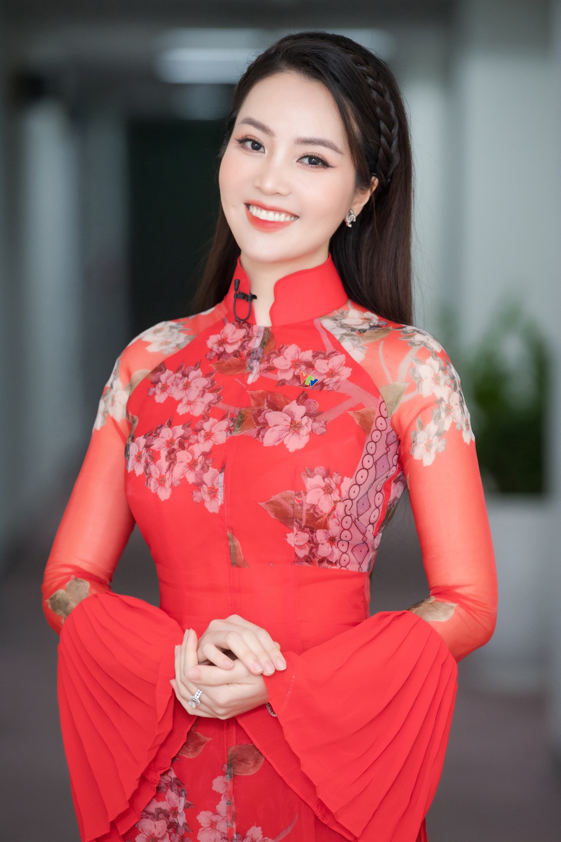 Á hậu Thụy Vân cầu cứu NTK Đức Vincie giữa đêm - 1 Á hậu Thụy Vân cầu cứu NTK Đức Vincie giữa đêm - 1