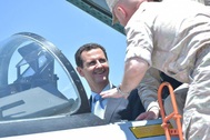 Tổng thống Syria vào buồng lái máy bay chiến đấu Nga
