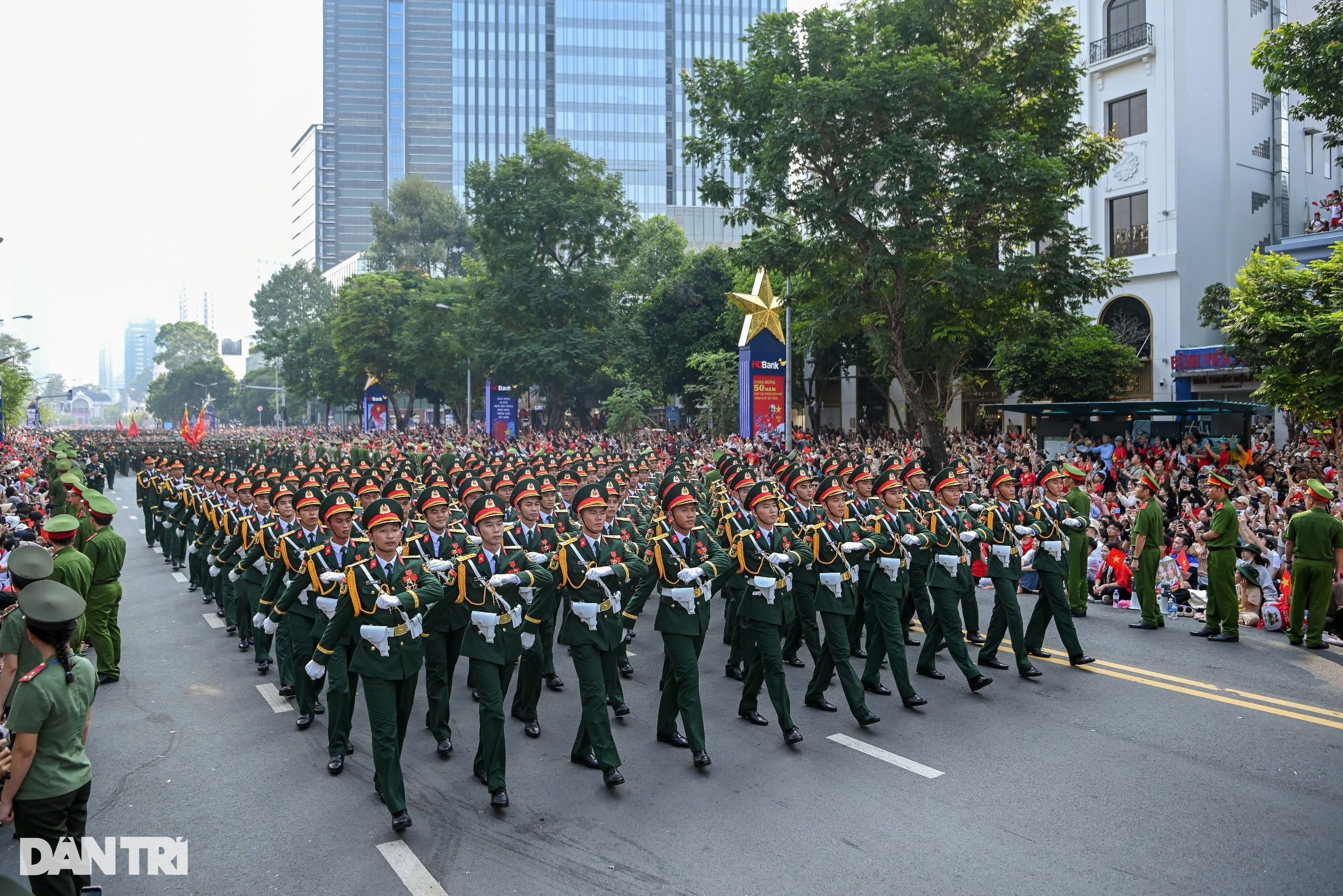 Tổng Bí thư: Khép lại quá khứ, tôn trọng khác biệt, hướng tới tương lai - 3 Tổng Bí thư: Khép lại quá khứ, tôn trọng khác biệt, hướng tới tương lai - 3
