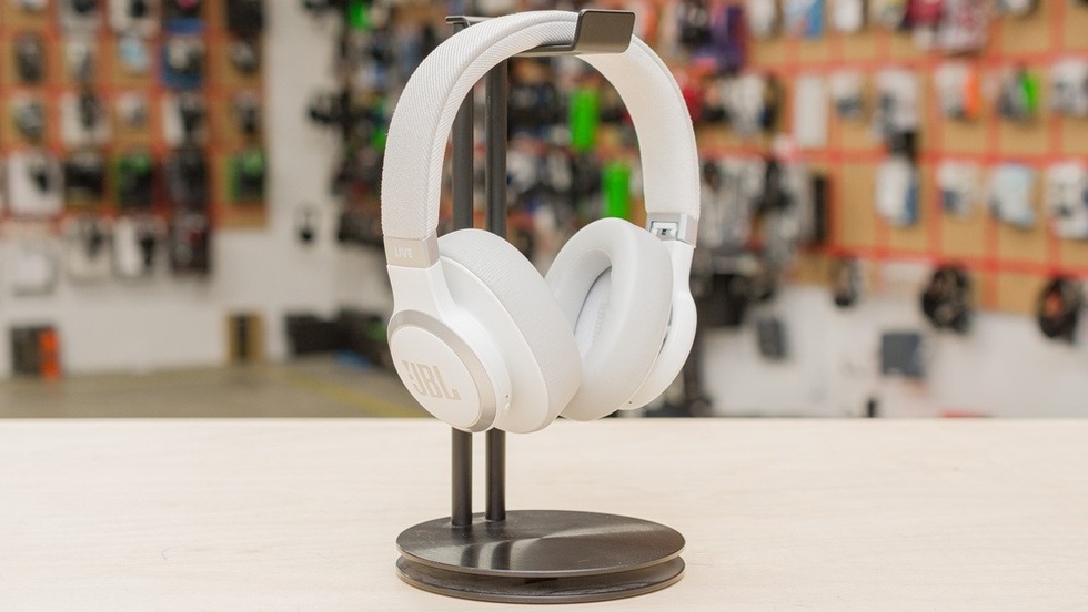 4 mẫu tai nghe chụp tai giá dưới 5 triệu đồng tại Việt Nam - 3