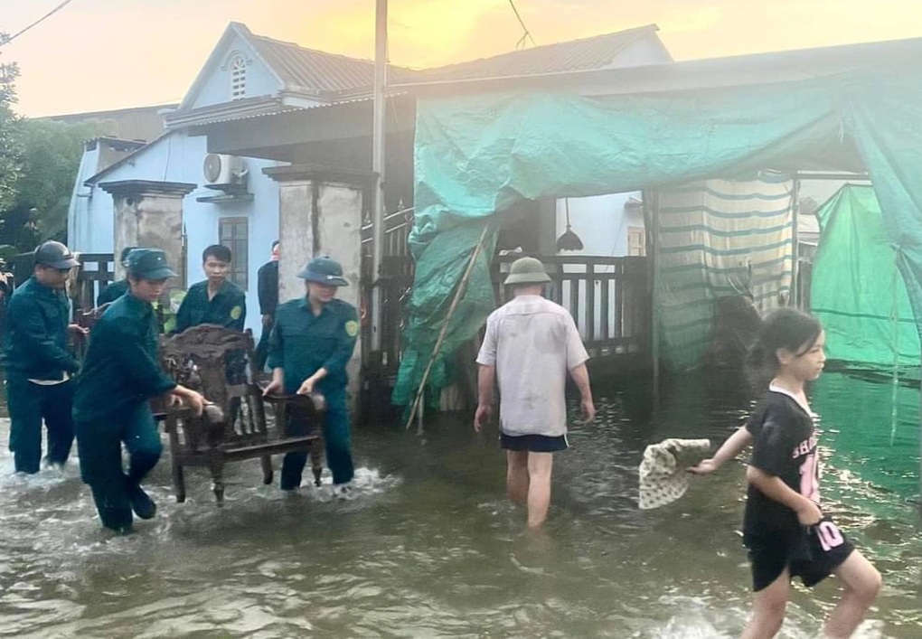 Xả lũ hồ Thác Bà gây ngập, thiệt hại nhiều tài sản của người dân ở Yên Bái - 5 Xả lũ hồ Thác Bà gây ngập, thiệt hại nhiều tài sản của người dân ở Yên Bái - 5