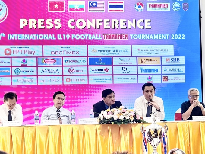 Đại biểu dự họp báo giải bóng đá U19 quốc tế Thanh niên lần thứ 4.
