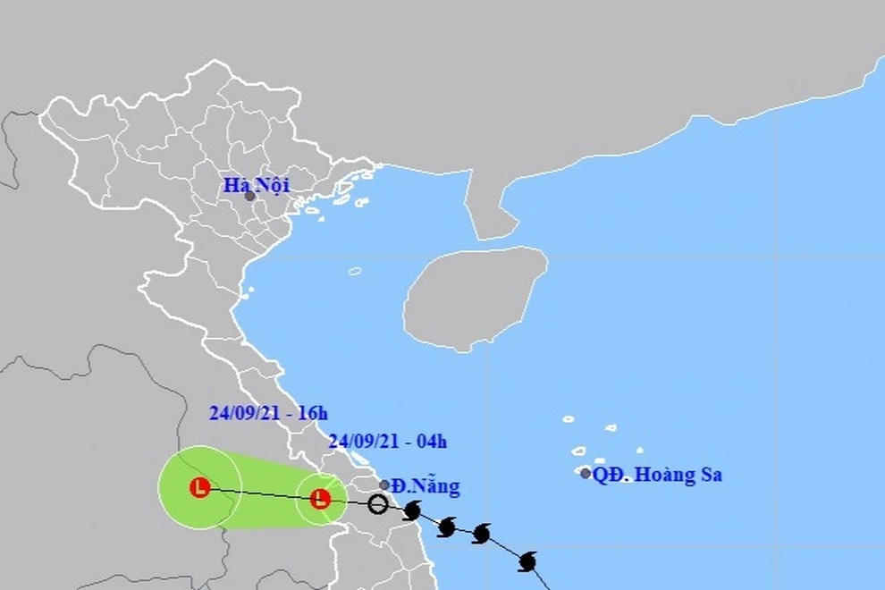 Bão tan, cảnh báo mưa lớn mở rộng ra phía Bắc - 1 Bão tan, cảnh báo mưa lớn mở rộng ra phía Bắc - 1