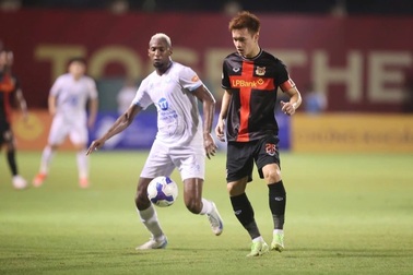 Hoàng Đức toả sáng, CLB Ninh Bình đánh bại Nam Định ở V-League