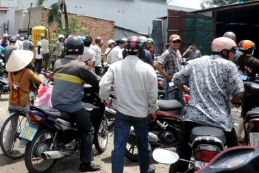 2 mẹ con bị sát hại trong cửa hàng phế liệu