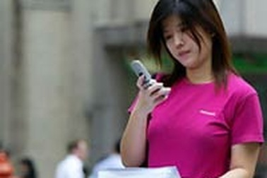 “Trói” thuê bao điện thoại trả trước: Nên không?