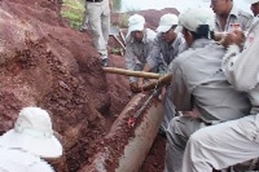 Xử lý quả bom "khủng" nặng gần 500 kg