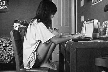 Bi kịch của những nữ sinh yêu mù quáng