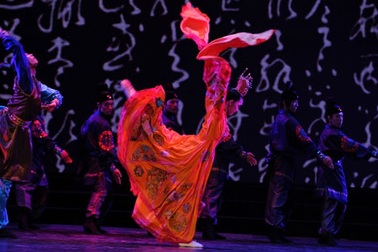 Đã mắt với “Vũ” của Linh Nga tại TPHCM