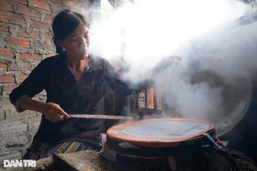 Khách điện thoại hối hàng Tết mà trời không chiều lòng người - 1 Khách điện thoại hối hàng Tết mà trời không chiều lòng người - 1