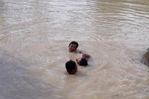 Hai nữ sinh lớp 7 tử nạn dưới sông