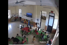 Đình chỉ nữ giáo viên tát, đá cháu bé 3 tuổi trong lớp học