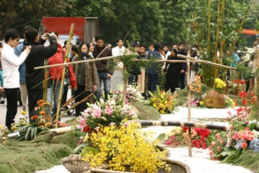 “Trình làng” 3 kỷ lục trong lễ hội hoa Hà Nội