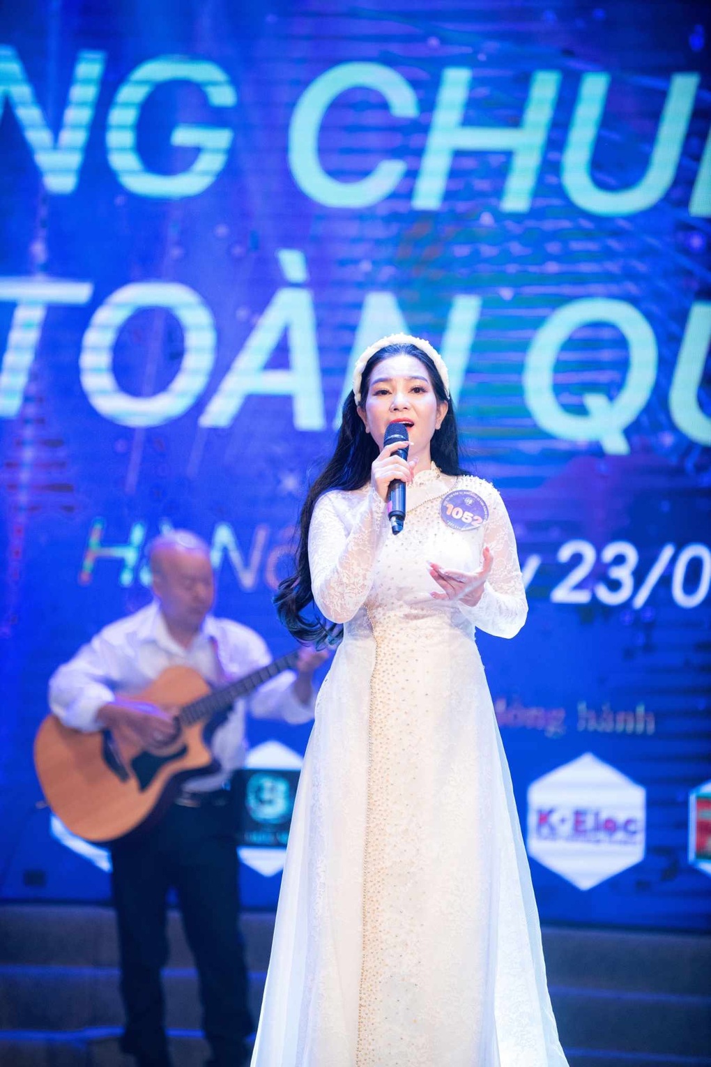 Khánh Hạ - Giọng hát Quảng Ninh đoạt ngôi Á quân Giọng ca vàng Bolero 2023 - 1 Khánh Hạ - Giọng hát Quảng Ninh đoạt ngôi Á quân Giọng ca vàng Bolero 2023 - 1