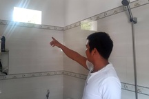 Dùng chổi che camera để trộm hàng trăm triệu đồng