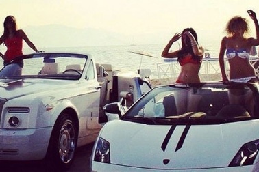 Những thú vui xa xỉ của giới thượng lưu