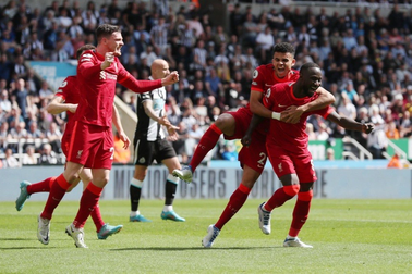 Liverpool đánh bại Newcastle, HLV Jurgen Klopp ca ngợi 4 cầu thủ