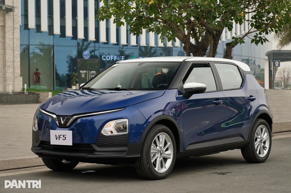 Hé lộ thiết kế SUV lạ nhiều khả năng là phiên bản mới của VinFast VF 5 - 3