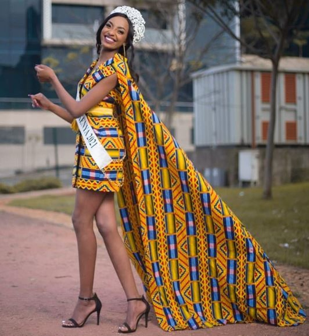 Đỗ Thị Hà lọt Top 13 người đẹp nhất phần thi Top Model - 10 Đỗ Thị Hà lọt Top 13 người đẹp nhất phần thi Top Model - 10