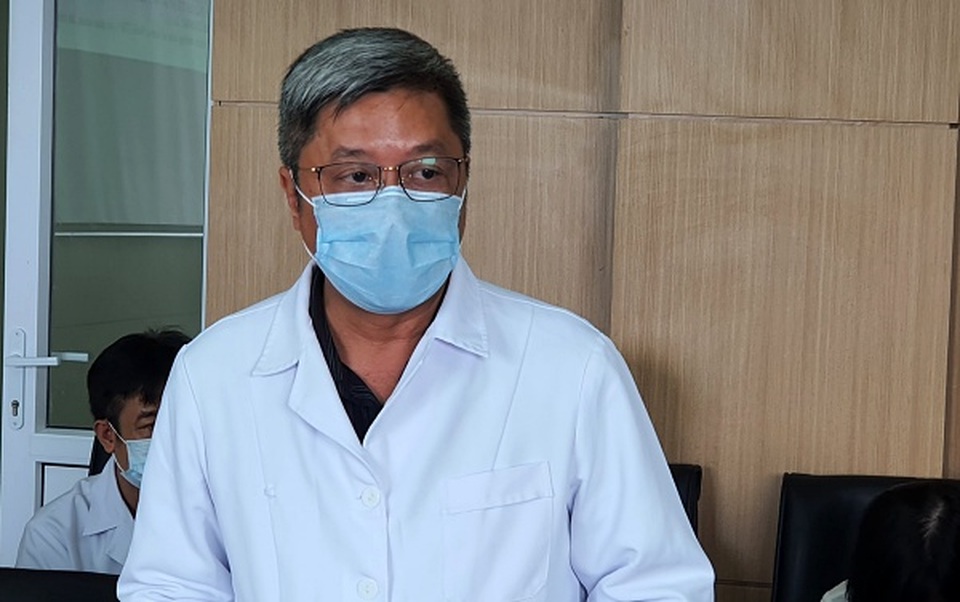 Thứ trưởng Y tế: “Người dân nên nhường khẩu trang cho nhân viên y tế” - 1 Thứ trưởng Y tế: “Người dân nên nhường khẩu trang cho nhân viên y tế” - 1